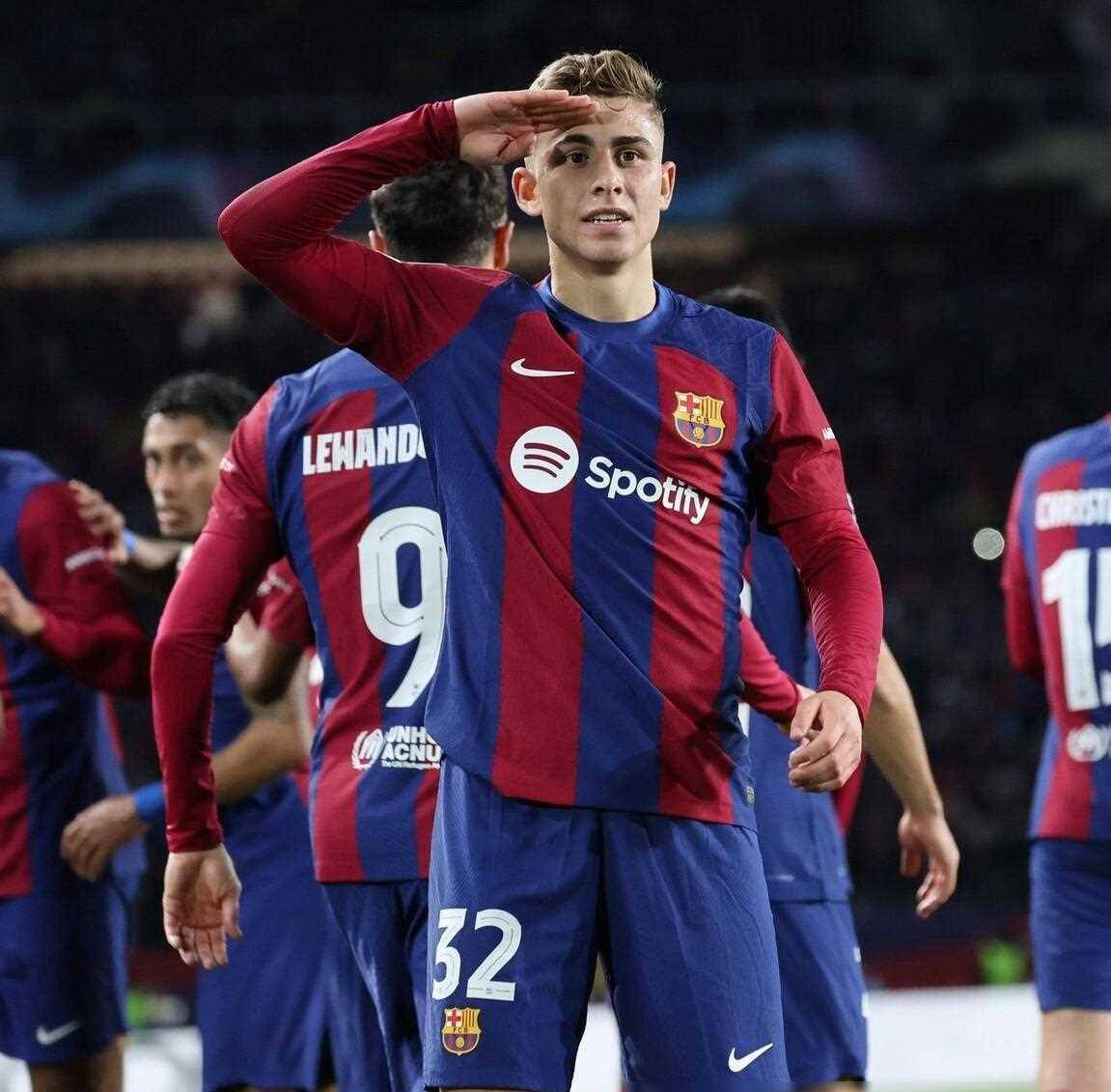 鉴赏伦勃朗的夜巡-9九游全站网站